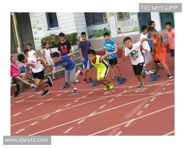 吴丽专访:从绿茵场到人生舞台的精彩历程回顾与展望 吴丽专访:从绿茵场到人生舞台的精彩历程回顾与展望